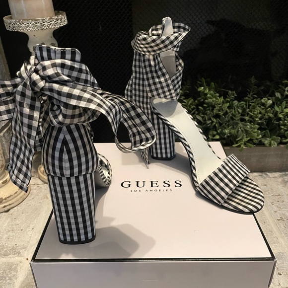 Guess Allison ankle wrap sandal.  Size 7.  Black/white gingham. - Picture 3 of 6